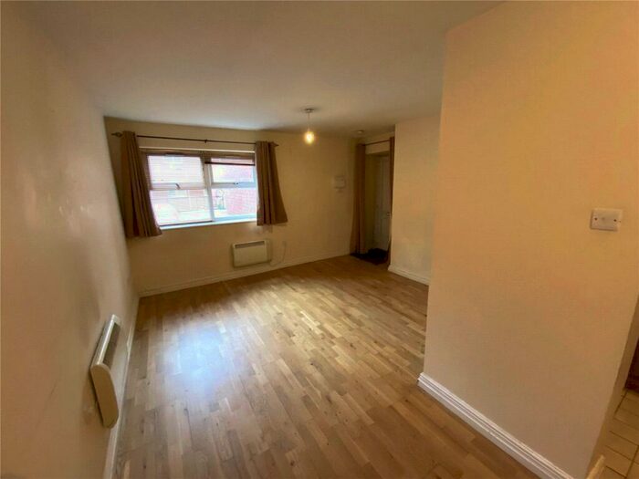 1 Bedroom Apartment To Rent In Constable House, Stockport Road, Denton, Manchester, M34