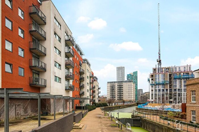 2 Bedroom Flat To Rent In The Lock Building, High Street, London, E15