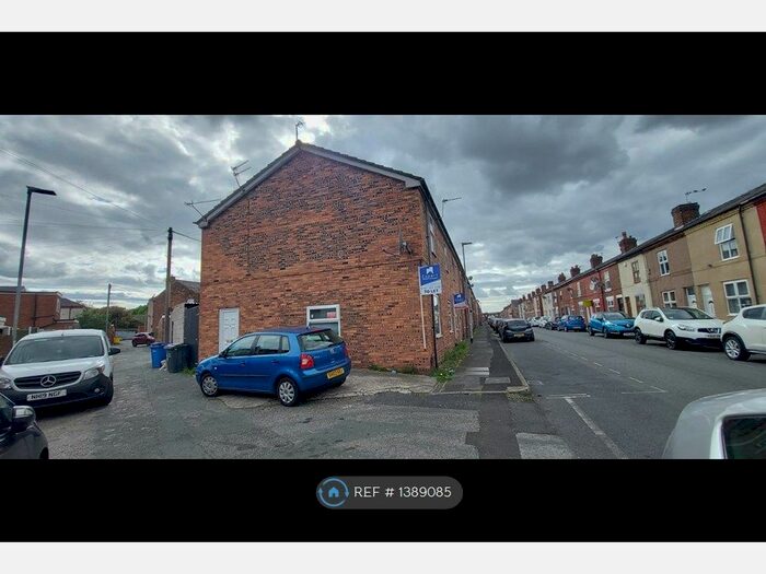 2 Bedroom Flat To Rent In Forster Street, Warrington, WA2