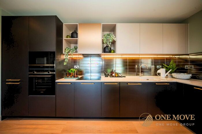1 Bedroom Flat For Sale In Mary Neuner Road, London, N8