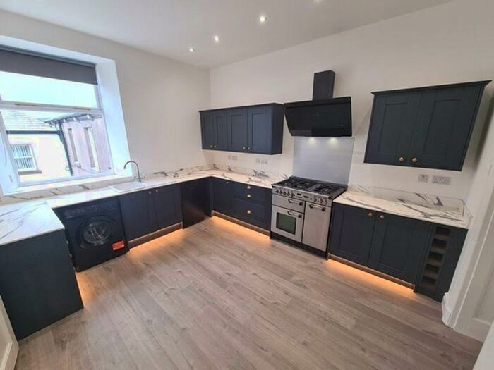 3 Bedroom Apartment To Rent In Apartment, Springfield Mansions, Ulverston, LA12