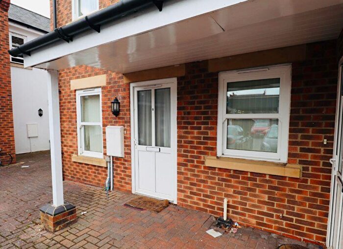 2 Bedroom Flat For Sale In Victoria Court, Durham, County Durham, DH1