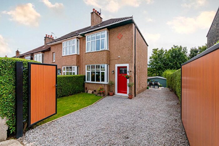 2 Bedroom Terraced House For Sale In Churchill Drive, Broomhill, Glasgow, G11