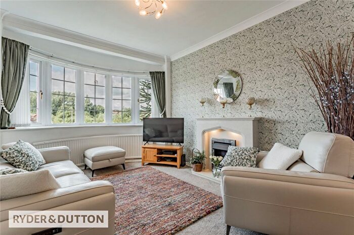 3 Bedroom Semi-detached House For Sale In Grimshaw Lane, Middleton, Manchester, M24