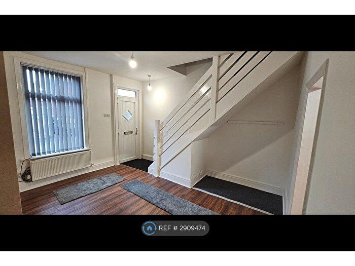 2 Bedroom Terraced House To Rent In School St, Preston, PR5