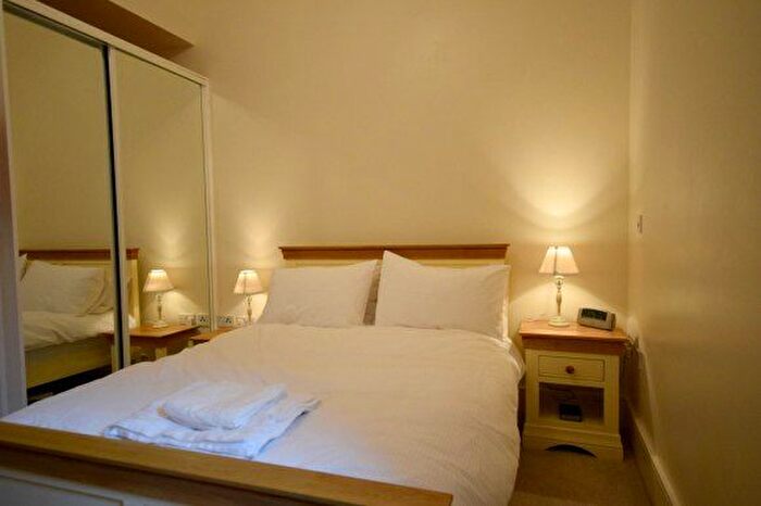 2 Bedroom Flat To Rent In Longley Road, Chichester, West Sussex, PO19