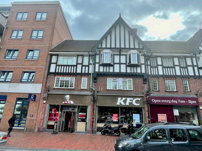 2 Bedroom Flat To Rent In Purley Parade, High Street, Purley, CR8