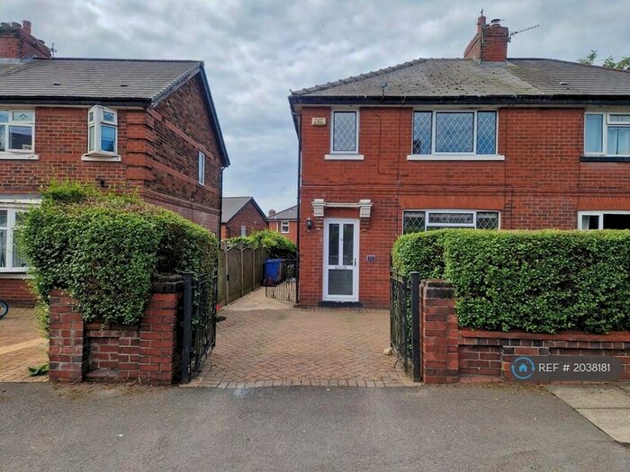 3 Bedroom Semi-Detached House To Rent In Rothwell Crescent, Manchester, M38