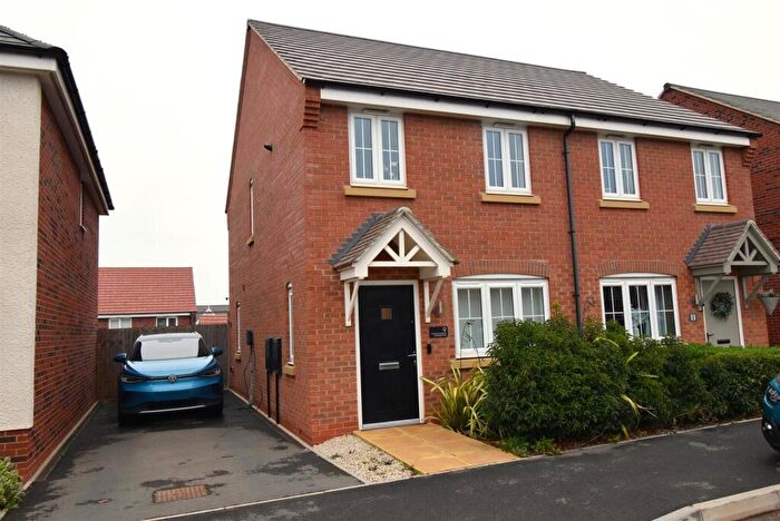 2 Bedroom Semi Detached House For Sale In Heritage Road, Castle Donington, Derby, DE74