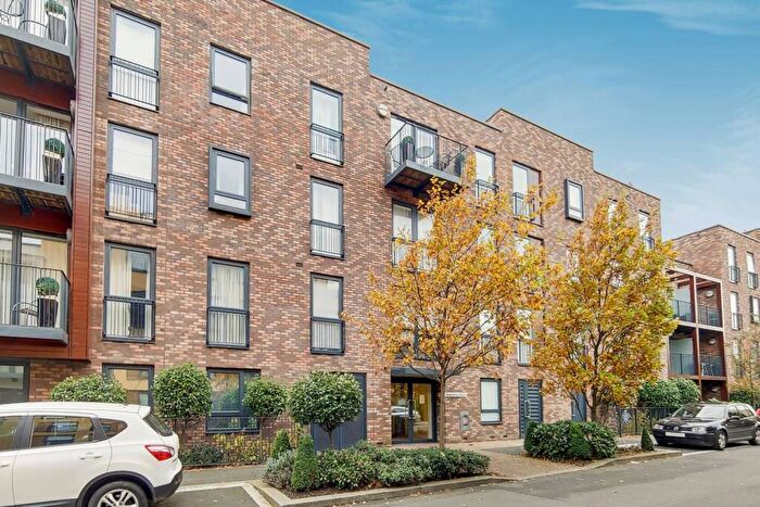 2 Bedroom Flat To Rent In Madeleine Court, , Stanmore, HA7