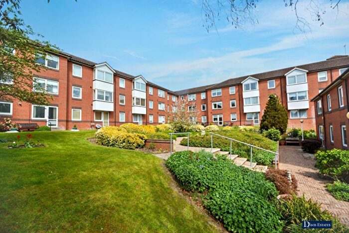 1 Bedroom Flat For Sale In Goldsmere Court, Fentiman Way, Hornchurch, RM11
