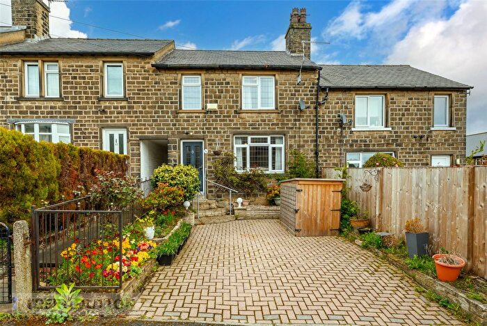 3 Bedroom Terraced House For Sale In Hollin Terrace, Marsh, Huddersfield, HD3