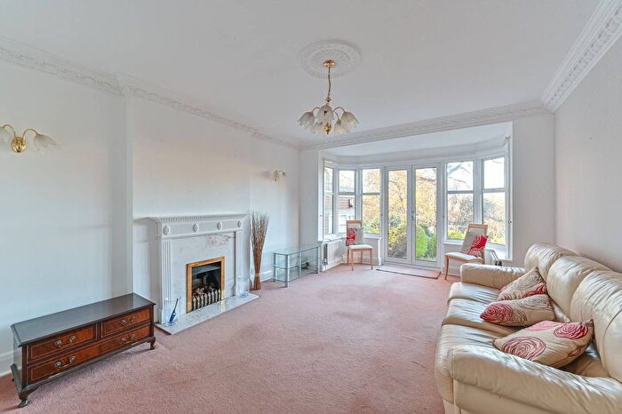 4 Bedroom Detached House To Rent In Southend Road, Beckenham, BR3