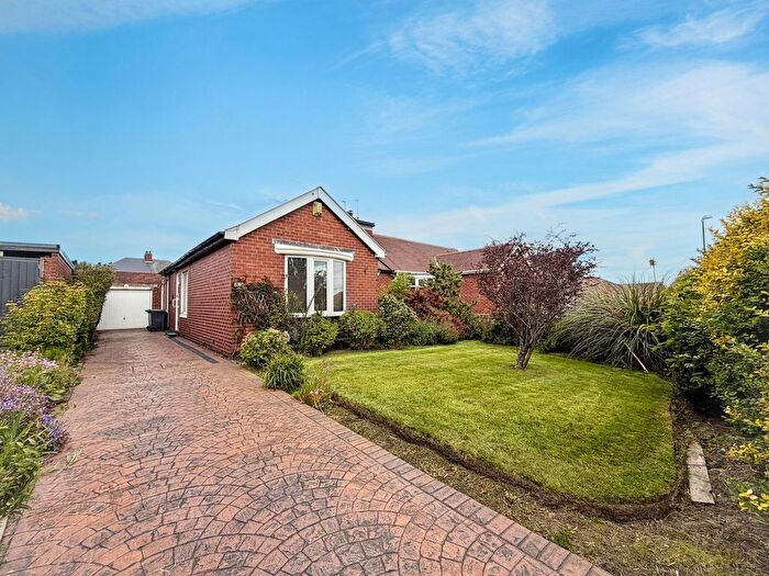 2 Bedroom Semi-Detached Bungalow For Sale In Duchess Crescent West, Jarrow, NE32
