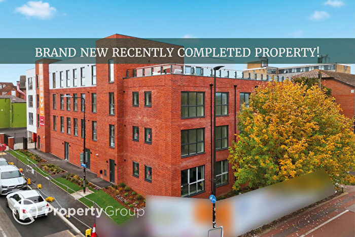2 Bedroom Apartment For Sale In Cambridge House, Cambridge Place, Aylesbury, Buckinghamshire, HP20