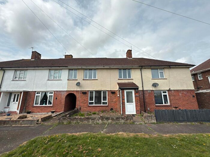 4 Bedroom House To Rent In Fraser Road, Gosport, PO13