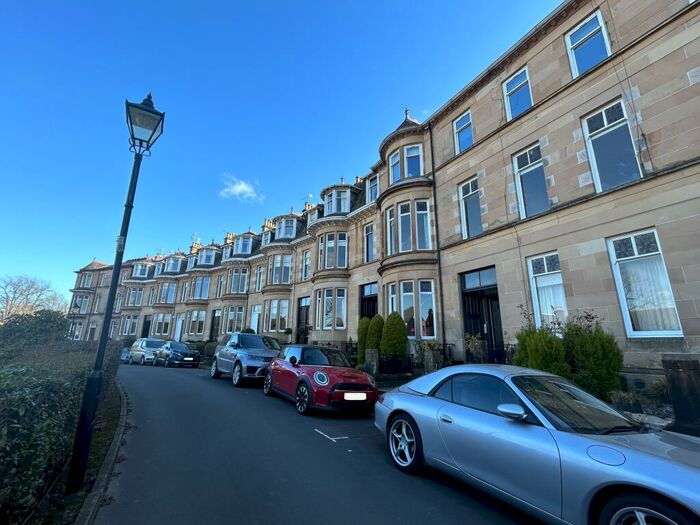 Studio To Rent In Princes Gardens, Dowanhill, G12