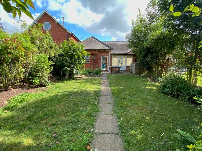 2 Bedroom Bungalow To Rent In Quorn Park, Paudy Lane, Barrow On Soar, LE12