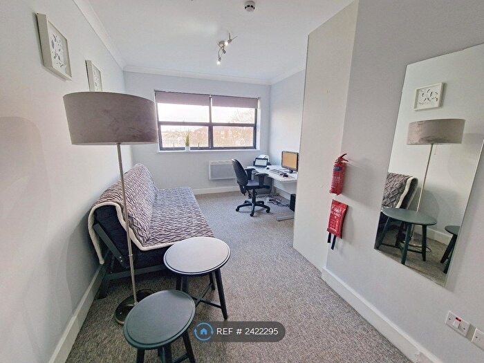 Studio To Rent In Lowther Road, Edgware, HA7