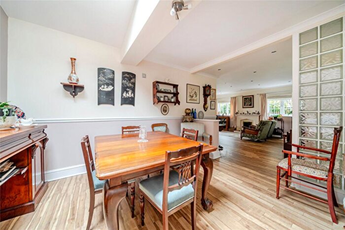 3 Bedroom Detached House For Sale In Sunnyfield Road, Chislehurst, BR7