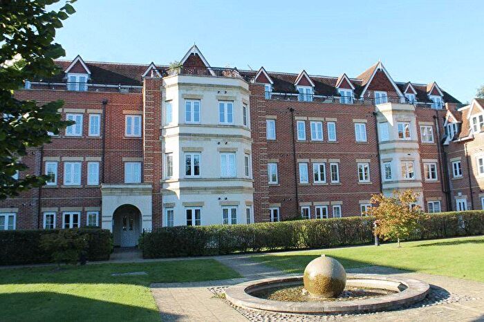 2 Bedroom Flat To Rent In London Road, Guildford, GU1