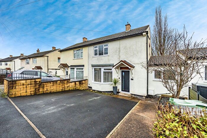 2 Bedroom Semi Detached House For Sale In Keldregate, Huddersfield, HD2