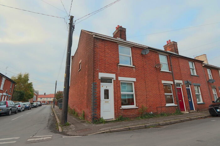 2 Bedroom End Of Terrace House To Rent In Margaret Street, Felixstowe, IP11