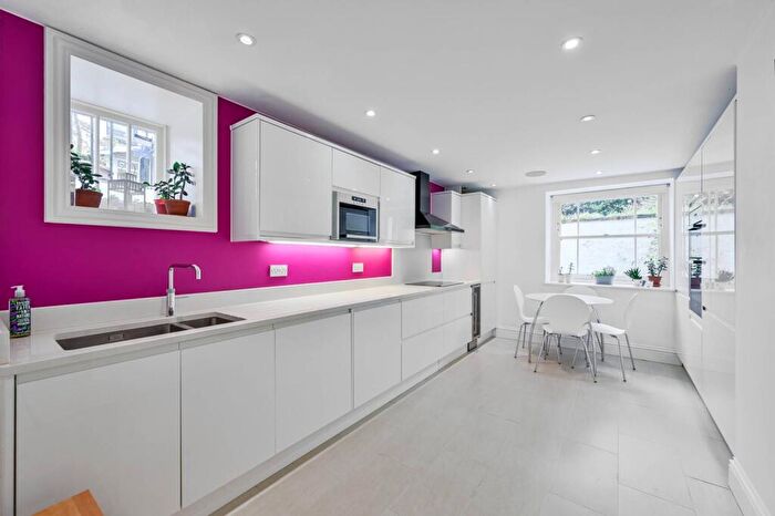 3 Bedroom Maisonette For Sale In Lee Terrace, Blackheath, London, SE3