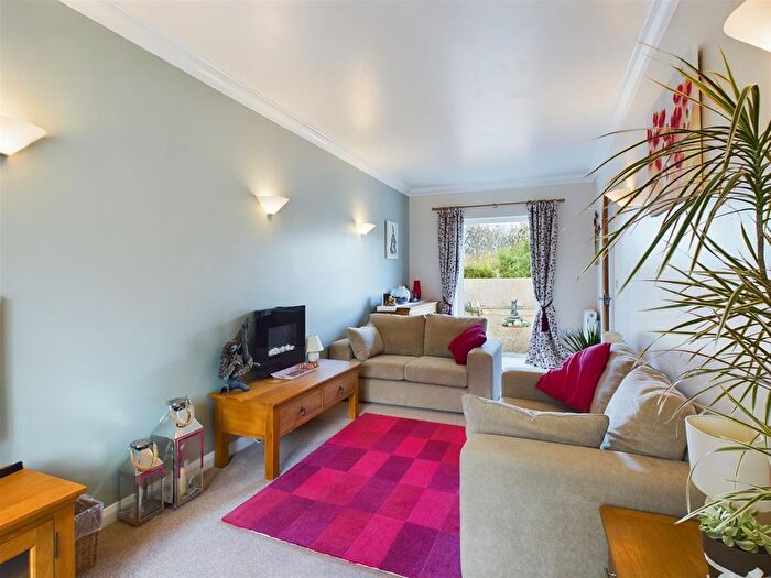 3 Bedroom Semi-detached House For Sale In Grove Road, Cromer, NR27