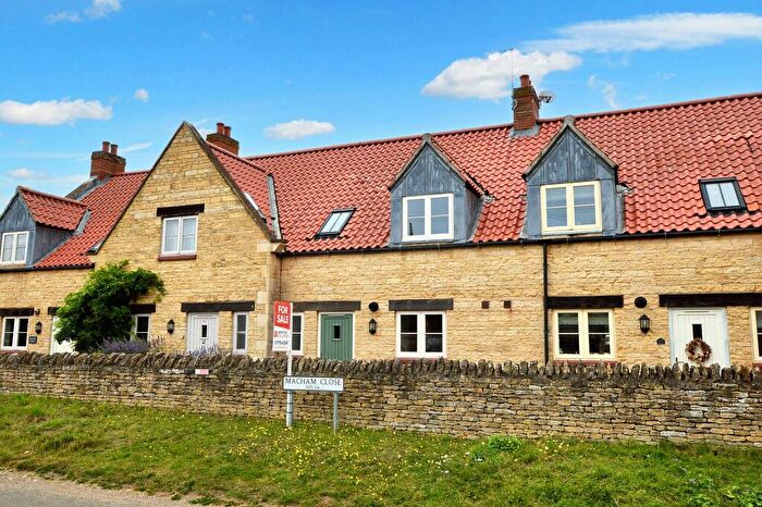 3 Bedroom Cottage For Sale In Macham Close, Swinstead, Grantham, NG33