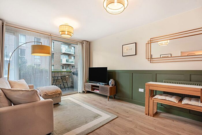 1 Bedroom Flat For Sale In Nelson Walk, London, E3