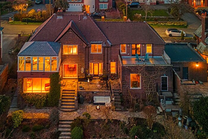 5 Bedroom Detached House For Sale In Dalegarth Avenue, Heaton, BL1