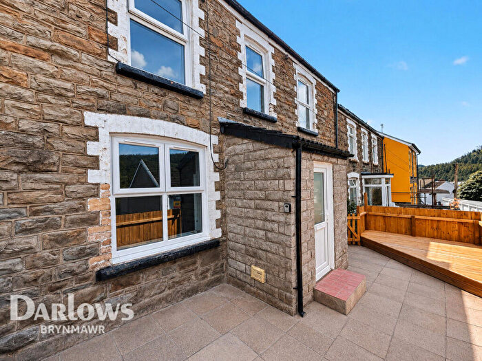 3 Bedroom Semi-Detached House For Sale In Rhiw Parc Road, Abertillery, NP13