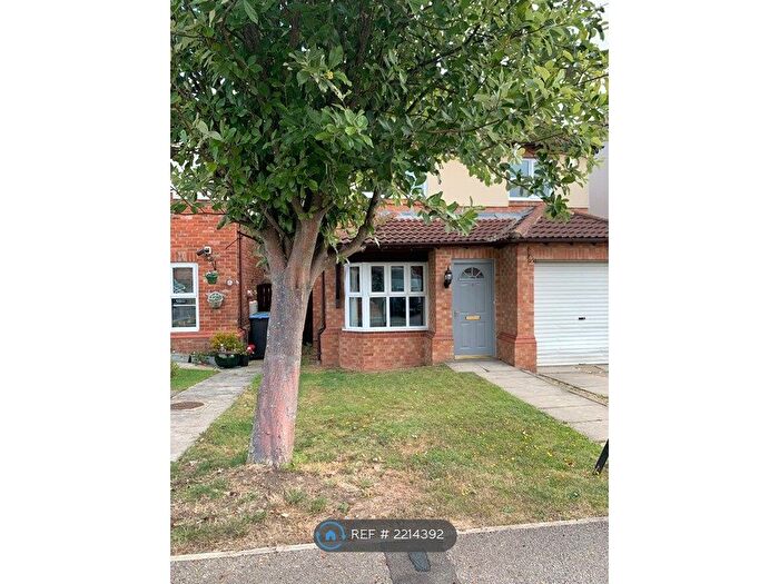 3 Bedroom Detached House To Rent In Stapylton Drive, Peterlee, SR8