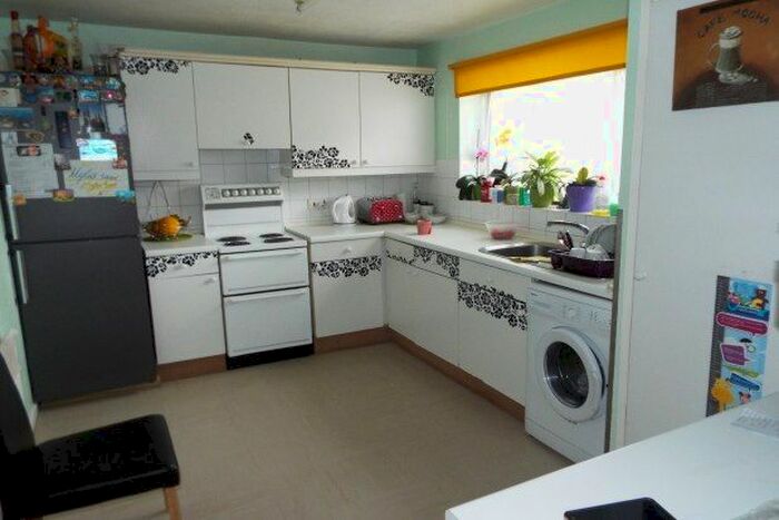 3 Bedroom Property To Rent In Methersgate, Basildon, SS14