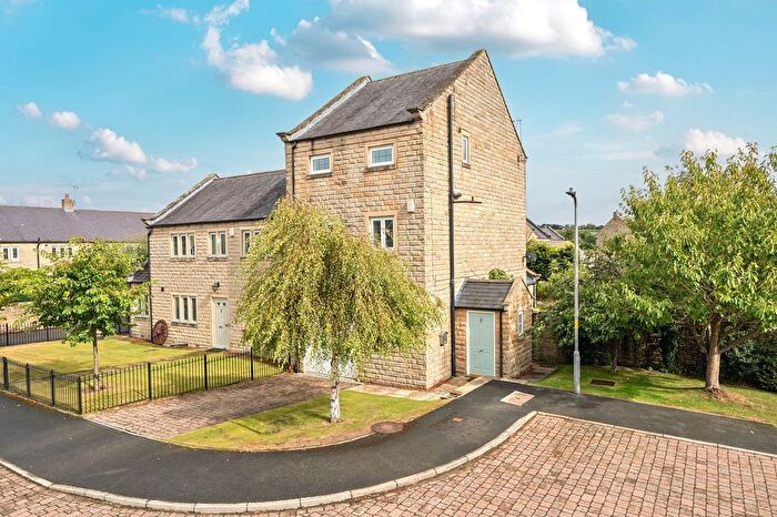 3 Bedroom Semi-detached House For Sale In Hampsthwaite, Harrogate, HG3