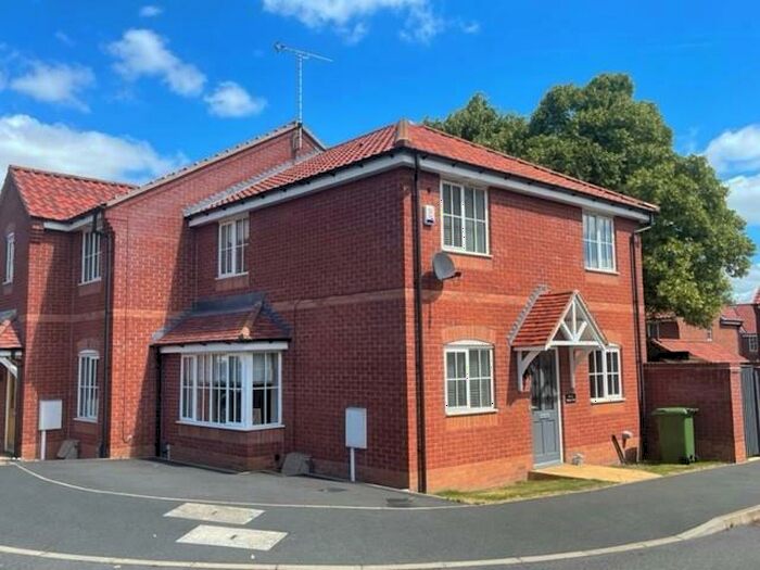 3 Bedroom Semi-Detached House To Rent In Hayman Close, Mansfield Woodhouse, Nottinghamshire, NG19