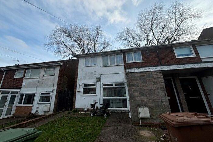 2 Bedroom Flat To Rent In Harden Close, Walsall, WS3