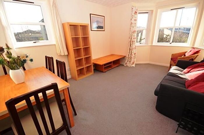 2 Bedroom Flat To Rent In North Meggetland, Edinburgh, EH14