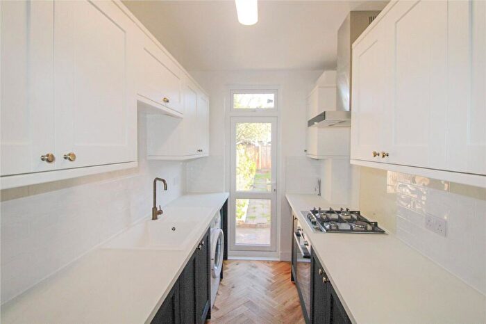 2 Bedroom Terraced House To Rent In Bredon Road, Croydon, CR0