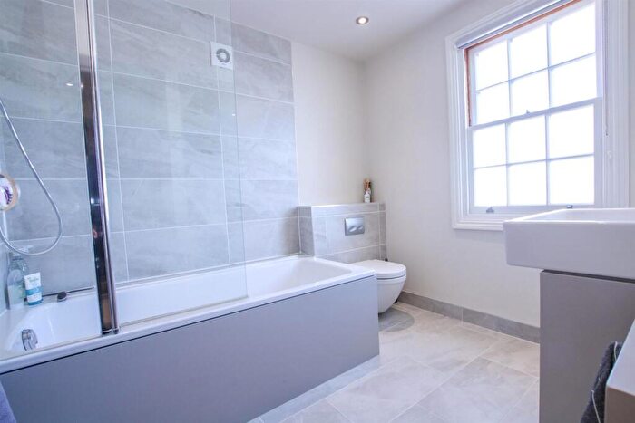 3 Bedroom Town House For Sale In Blackmill Road, Southwold, IP18