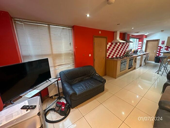 9 Bedroom Terraced House To Rent In Richards Street, Cathays, Cathays, CF24