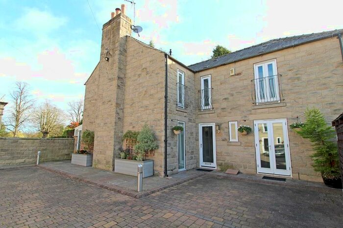 3 Bedroom Detached House To Rent In Victoria Road, Harrogate, HG2