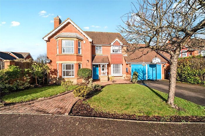 4 Bedroom Detached House For Sale In Blamire Drive, Binfield, Bracknell, RG42