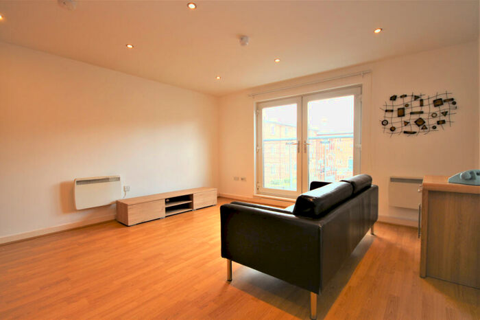 2 Bedroom Apartment To Rent In The Pulse, Manchester Street, Manchester, Greater Manchester, M16