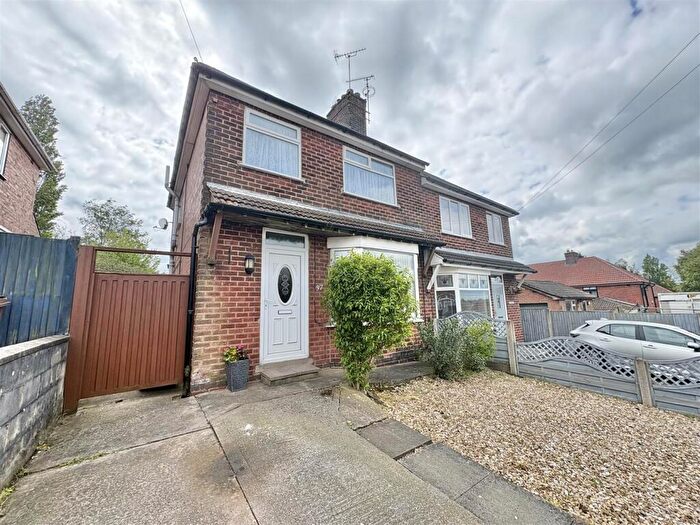 3 Bedroom Semi-Detached House For Sale In Jenford Street, Mansfield, NG18