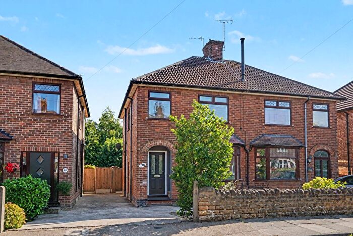 3 Bedroom Property For Sale In West Crescent, Beeston Rylands, NG9