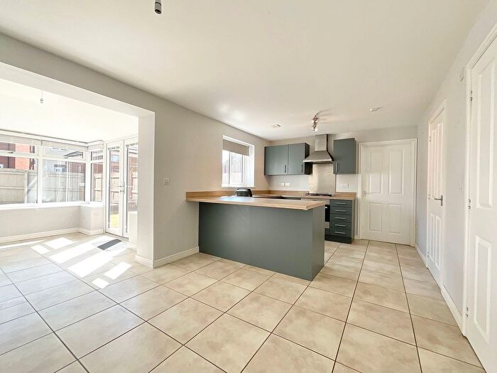 4 Bedroom Detached House For Sale In Mallow Avenue, Shavington, CW2