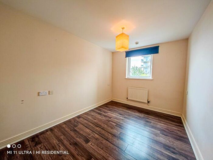 2 Bedroom Apartment To Rent In Granary Mansions, Erebus Drive, West Thamesmead, SE28