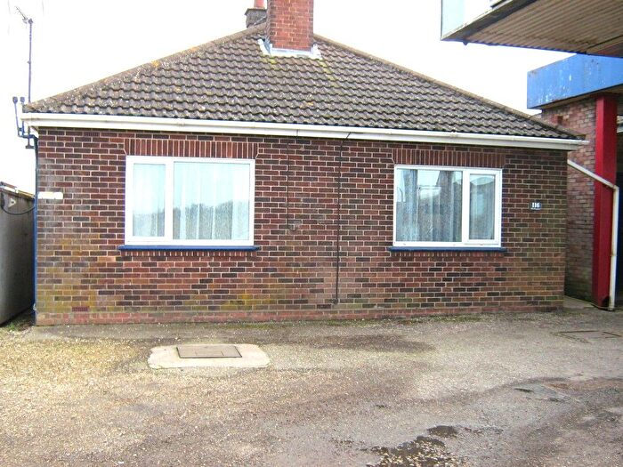 2 Bedroom Bungalow To Rent In Sutton Road, Leverington, Wisbech, PE13